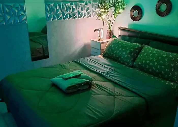 Staycation At Brgy Cupang مانيلا